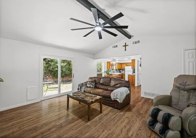 Photo 1 of Single family home for sale at 3905 Driskell Blvd, Fort Worth, TX 76107 | MLS# 21287878 | Listing updated on 2026-09-08