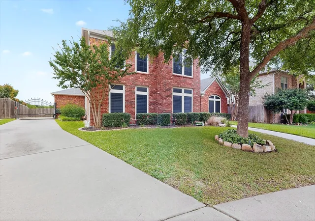 Photo 3 of Sale Pending at 1603 Creekridge Dr, Keller, TX 76248 | MLS# 21283048 | Listing updated on 2026-08-02