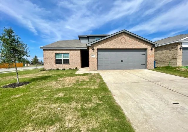 Photo 1 of Single family home for sale at 1946 Canterbury Dr, Seagoville, TX 75159 | MLS# 21287984 | Listing updated on 2026-07-29