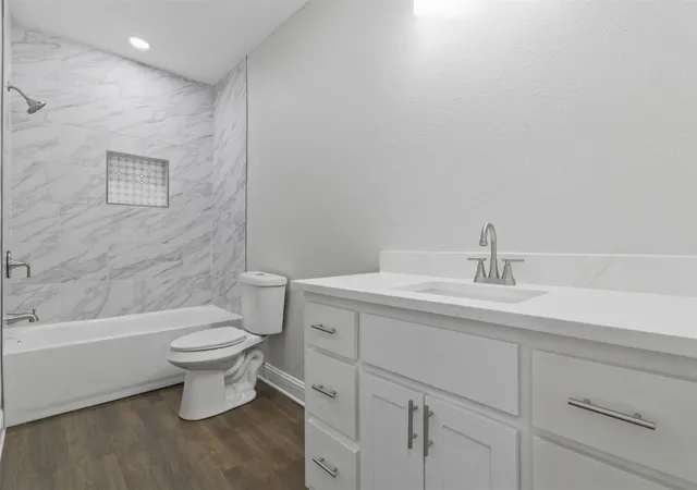 Photo 4 of Single family home for sale at 325 Sunset Blvd, Lufkin, TX 75904 | MLS# 21286225 | Listing updated on 2026-09-14