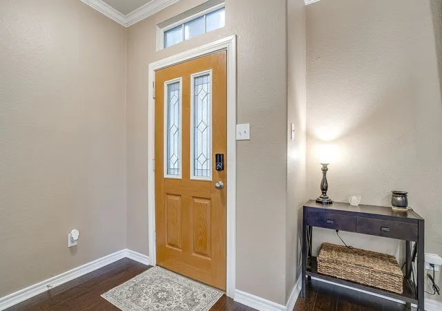 Photo 4 of Single family home for sale at 1607 Willow Ln, Cedar Hill, TX 75104 | MLS# 21266204 | Listing updated on 2026-09-13