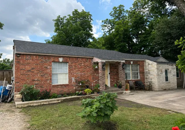Photo 1 of Sale Pending at 1454 Whitley Dr, Dallas, TX 75217 | MLS# 21288215 | Listing updated on 2026-07-30