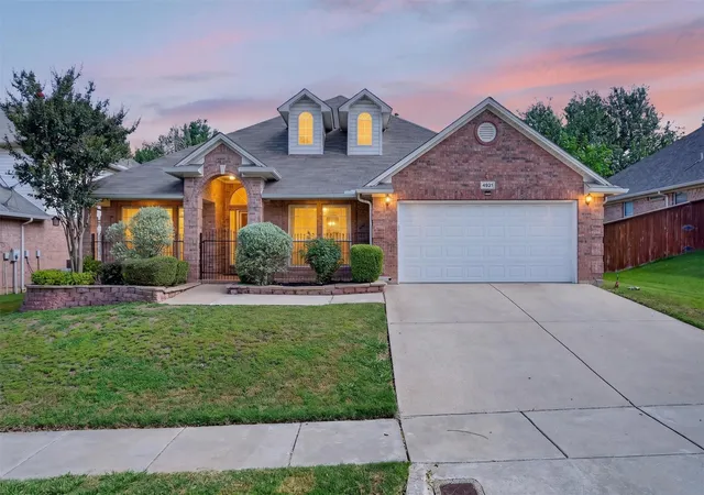 Photo 1 of Single family home for sale at 4821 Diamond Trace Trl, Fort Worth, TX 76244 | MLS# 21288257 | Listing updated on 2026-09-15