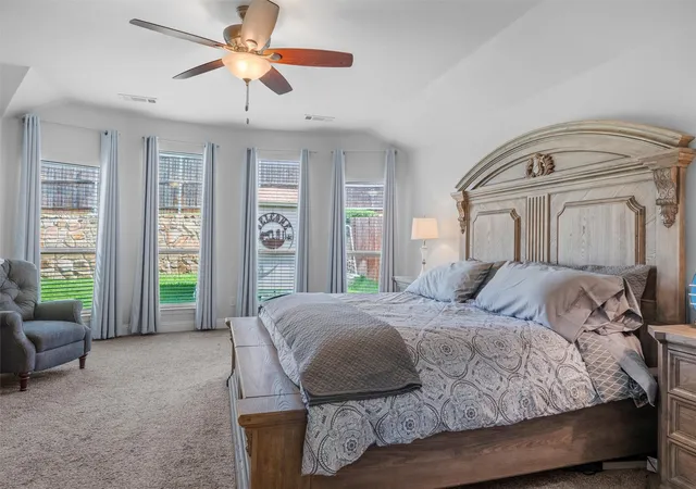 Photo 4 of Sale Pending at 5648 Salt Springs Dr, Fort Worth, TX 76179 | MLS# 21287515 | Listing updated on 2026-07-31