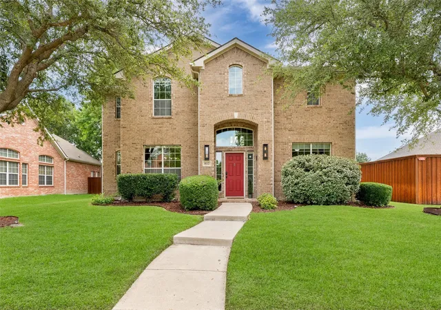 Photo 1 of Single family home for sale at 812 Cascades Dr, Allen, TX 75002 | MLS# 21281309 | Listing updated on 2026-09-12