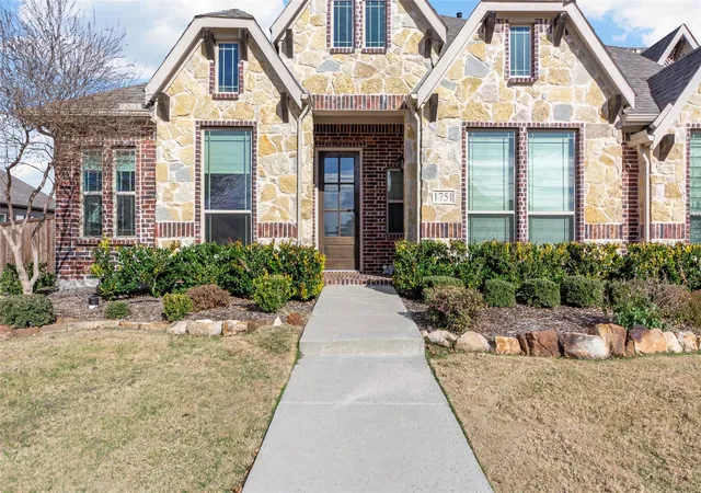 Photo 2 of Single family home for sale at 1751 Laurel Vista Ct, Prosper, TX 75078 | MLS# 21288572 | Listing updated on 2026-09-13