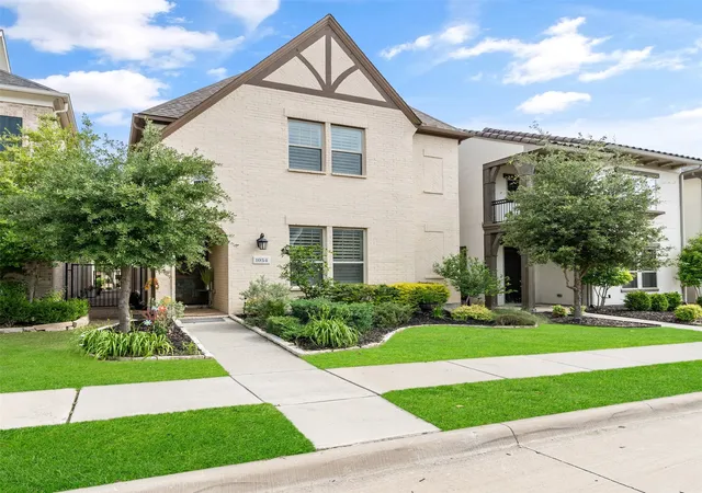 Photo 2 of Single family home for sale at 1054 Drew Ln, Allen, TX 75013 | MLS# 21278953 | Listing updated on 2026-09-13