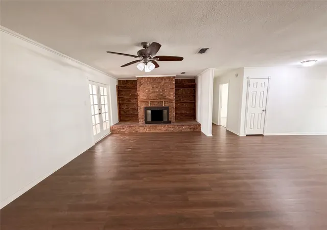 Photo 3 of Sale Pending at 1014 Yvonne Dr, Joshua, TX 76058 | MLS# 21280003 | Listing updated on 2026-09-11