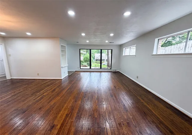 Photo 2 of Single family home for sale at 6878 Burwood Ln, Dallas, TX 75214 | MLS# 21288063 | Listing updated on 2026-09-08