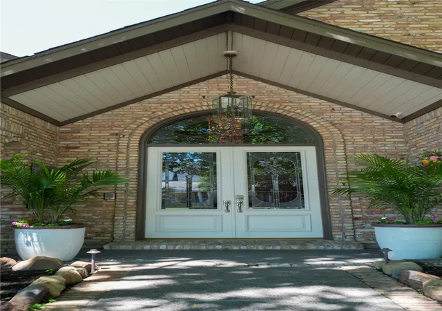 Photo 3 of Single family home for sale at 5619 Bent Creek Trl, Dallas, TX 75252 | MLS# 21284794 | Listing updated on 2026-09-15