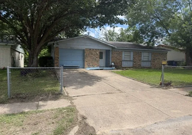 Photo 2 of Sale Pending at 12219 Knight Dr, Balch Springs, TX 75180 | MLS# 21288986 | Listing updated on 2026-09-10