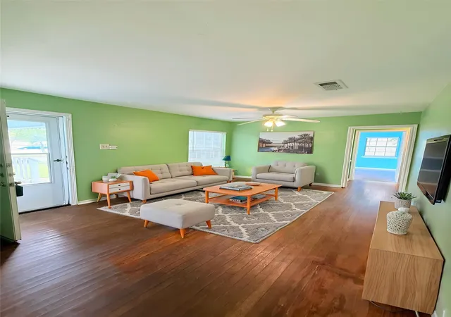 Photo 1 of Single family home for sale at 11827 Gaston Pkwy, Dallas, TX 75218 | MLS# 21289034 | Listing updated on 2026-09-14