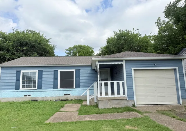 Photo 2 of Single family home for sale at 11827 Gaston Pkwy, Dallas, TX 75218 | MLS# 21289034 | Listing updated on 2026-09-14