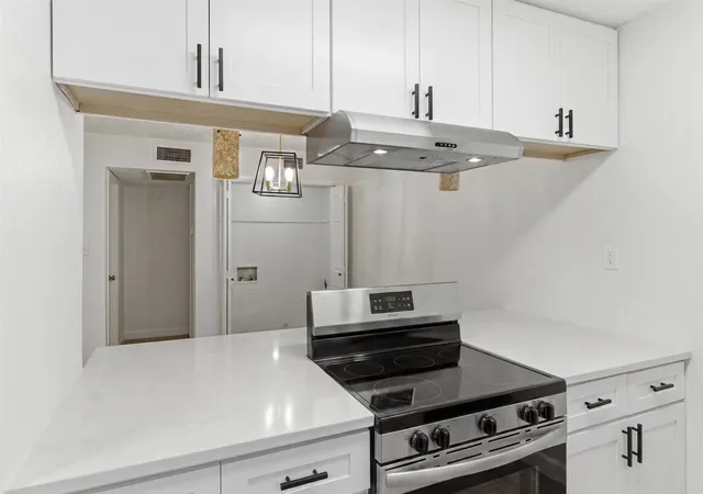 Photo 4 of Condo for sale at 8110 Skillman St #1034, Dallas, TX 75231 | MLS# 21283719 | Listing updated on 2026-10-04