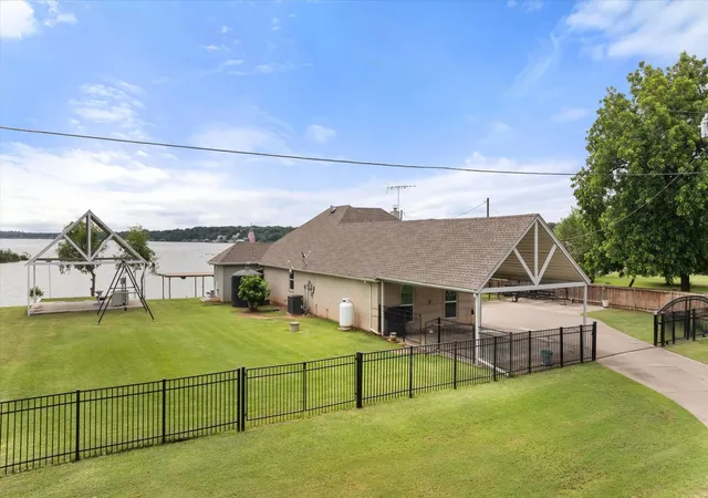Photo 3 of Sale Pending at 3226 Sunrise Ct, Granbury, TX 76048 | MLS# 21288562 | Listing updated on 2026-08-01