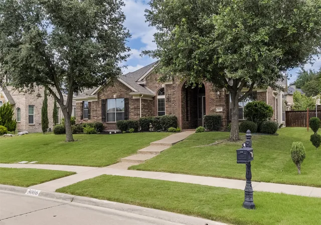 Photo 3 of Single family home for sale at 3006 Redcliff Ln, Garland, TX 75043 | MLS# 21288192 | Listing updated on 2026-09-20