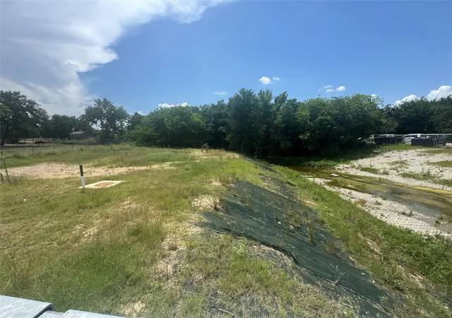 Photo 4 of Land for sale at 5060 Trentman St, Fort Worth, TX 76119 | MLS# 21288419 | Listing updated on 2026-09-12