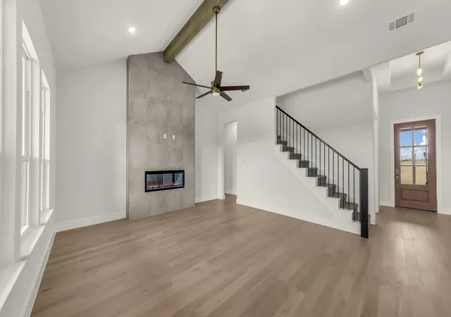Photo 3 of Single family home for sale at 1097 Woodland Rd, Weatherford, TX 76088 | MLS# 21283732 | Listing updated on 2026-09-09