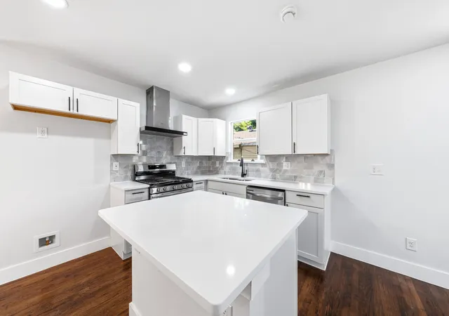 Photo 3 of Single family home for sale at 1239 Tarpley Ave, Dallas, TX 75211 | MLS# 21288978 | Listing updated on 2026-09-12