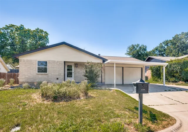 Photo 1 of Sale Pending at 321 Holder Dr, Hurst, TX 76053 | MLS# 21286245 | Listing updated on 2026-07-31