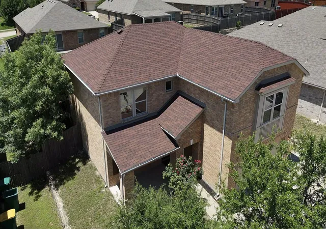 Photo 3 of Single family home for sale at 512 Tunnel St, Cedar Hill, TX 75104 | MLS# 21289161 | Listing updated on 2026-09-09