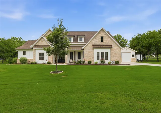 Photo 3 of Single family home for sale at 3769 Bear Creek Rd, Aledo, TX 76008 | MLS# 21289041 | Listing updated on 2026-09-11