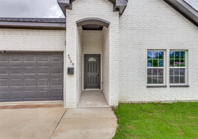 Photo 3 of Single family home for sale at 5520 Goodman Ave, Fort Worth, TX 76107 | MLS# 21289767 | Listing updated on 2026-09-08