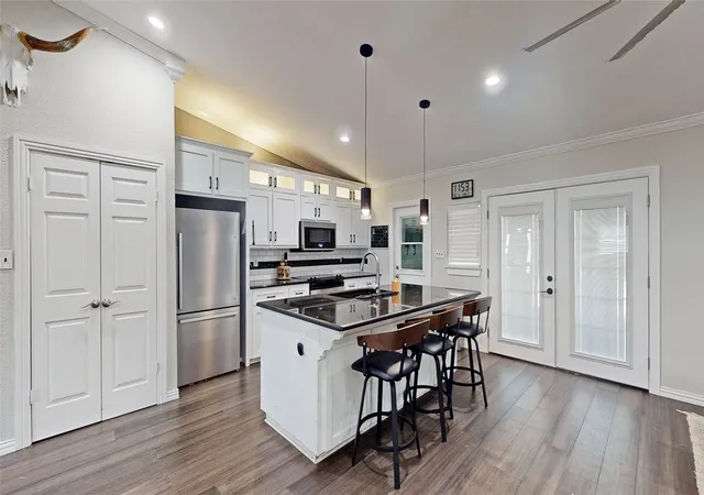 Photo 4 of Single family home for sale at 438 Willow Springs Dr, Coppell, TX 75019 | MLS# 21289843 | Listing updated on 2026-10-06