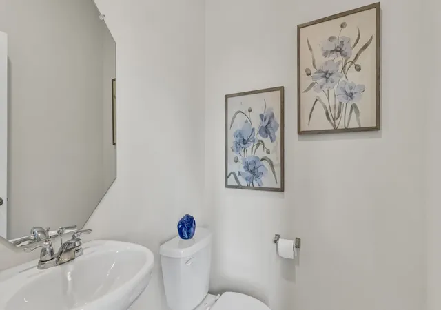 Photo 3 of Single family home for sale at 124 Pheasant Run Rd, Terrell, TX 75160 | MLS# 21289914 | Listing updated on 2026-10-02