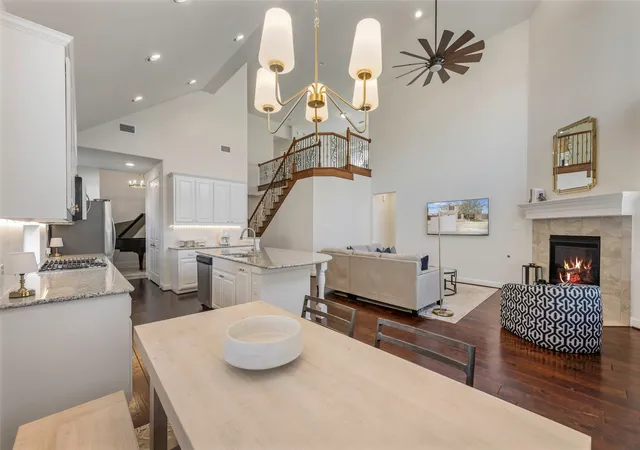 Photo 3 of Single family home for sale at 4000 Silk Vine Ct, Roanoke, TX 76262 | MLS# 21288387 | Listing updated on 2026-08-02
