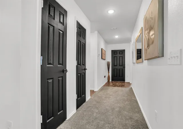 Photo 3 of Single family home for sale at 9101 Lookout Pt, Fort Worth, TX 76179 | MLS# 21288111 | Listing updated on 2026-09-08