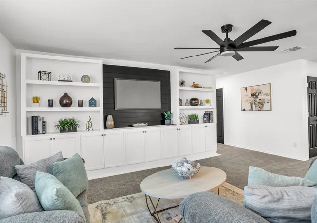 Photo 4 of Single family home for sale at 9101 Lookout Pt, Fort Worth, TX 76179 | MLS# 21288111 | Listing updated on 2026-09-08