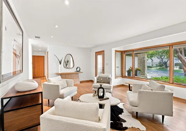 Photo 4 of Single family home for sale at 4329 Taos Rd, Dallas, TX 75209 | MLS# 21289771 | Listing updated on 2026-10-05