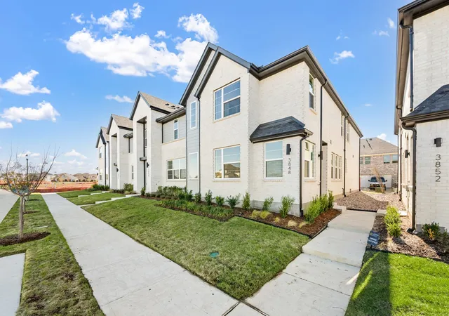 Photo 1 of Sale Pending at 3848 Keya Dr, Prosper, TX 75078 | MLS# 21290297 | Listing updated on 2026-09-14