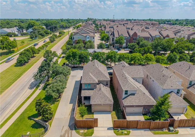 Photo 2 of Single family home for sale at 2208 N Royal Crecent Dr N, Flower Mound, TX 75028 | MLS# 21289511 | Listing updated on 2026-10-03