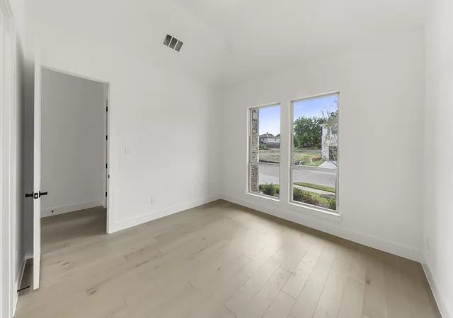 Photo 3 of Single family home for sale at 1108 Branching Brook Dr, Mc Kinney, TX 75071 | MLS# 21290417 | Listing updated on 2026-09-10