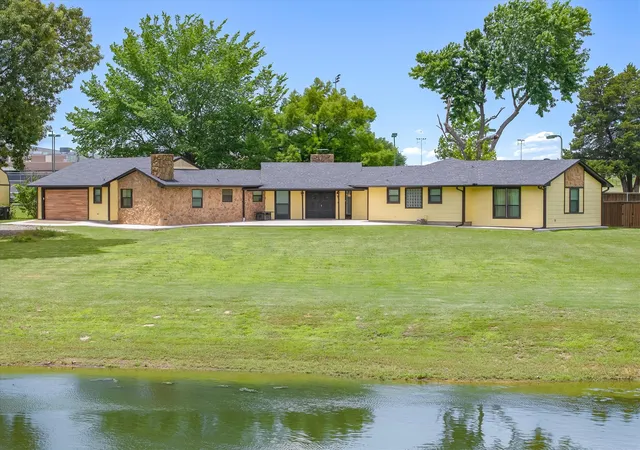 Photo 3 of Single family home for sale at 1203 N Spring St, Grand Saline, TX 75140 | MLS# 21290469 | Listing updated on 2026-08-03