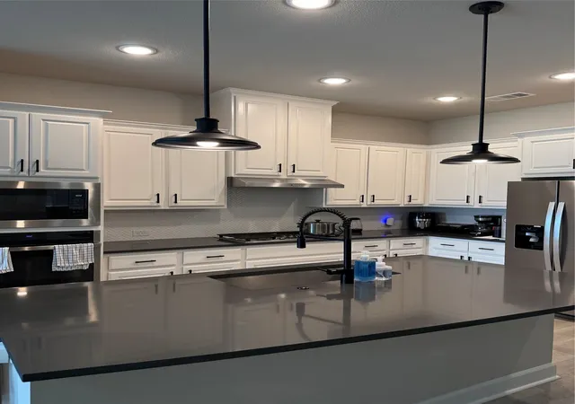 Photo 4 of Single family home for sale at 2561 Four Roses Dr, The Colony, TX 75056 | MLS# 21284101 | Listing updated on 2026-09-05