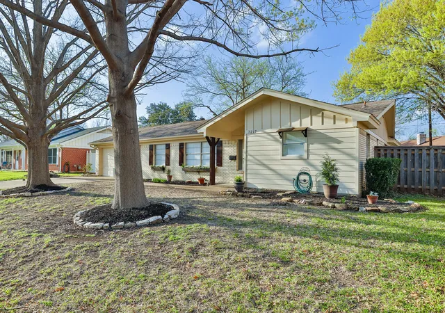 Photo 2 of Sale Pending at 7217 Green Meadow Dr, North Richland Hills, TX 76180 | MLS# 21290551 | Listing updated on 2026-09-18