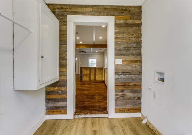 Photo 3 of Single family home for sale at 1110 Chestnut St, Bonham, TX 75418 | MLS# 21290580 | Listing updated on 2026-09-10