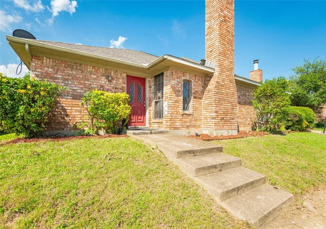 Photo 4 of Single family home for sale at 504 506 Cedar Elm Ln, Allen, TX 75002 | MLS# 21290622 | Listing updated on 2026-10-01