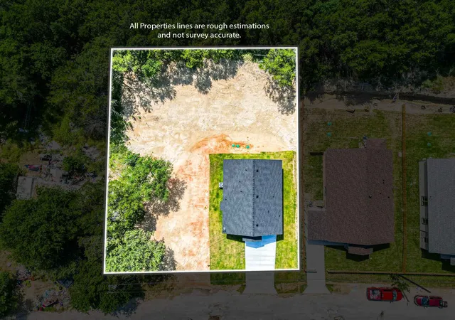 Photo 2 of Single family home for sale at 4315 Mountain Hollow Dr, Granbury, TX 76048 | MLS# 21280391 | Listing updated on 2026-09-17