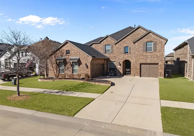 Photo 1 of Single family home for sale at 1416 9th St, Argyle, TX 76226 | MLS# 21290743 | Listing updated on 2026-09-11