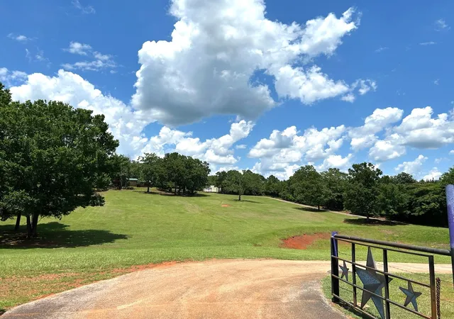 Photo 4 of Single family home for sale at 440 Vz County Road 4814, Ben Wheeler, TX 75754 | MLS# 21290868 | Listing updated on 2026-09-11