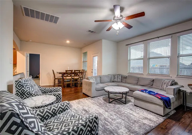 Photo 2 of Single family home for sale at 3217 Honeycomb Wy, Royse City, TX 75189 | MLS# 21282461 | Listing updated on 2026-09-11