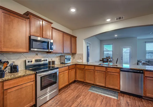 Photo 3 of Single family home for sale at 3217 Honeycomb Wy, Royse City, TX 75189 | MLS# 21282461 | Listing updated on 2026-09-11