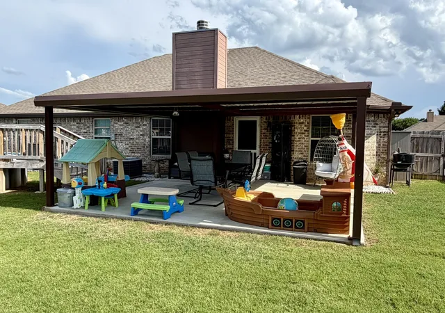 Photo 2 of Single family home for sale at 2105 Stonegate Blvd, Bridgeport, TX 76426 | MLS# 21290908 | Listing updated on 2026-09-12