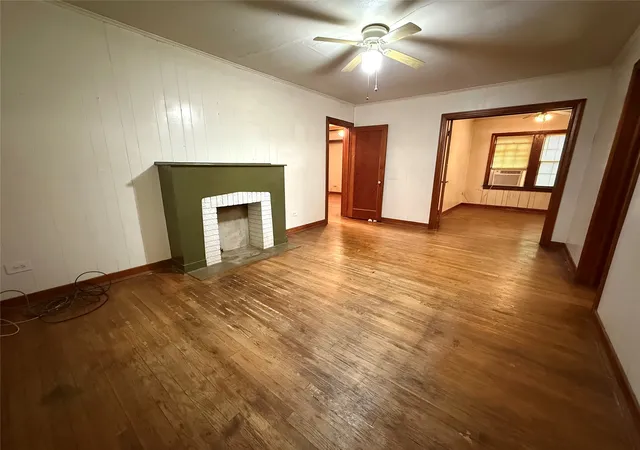 Photo 2 of Sale Pending at 1130 S Buffalo St, Canton, TX 75103 | MLS# 21286916 | Listing updated on 2026-09-16