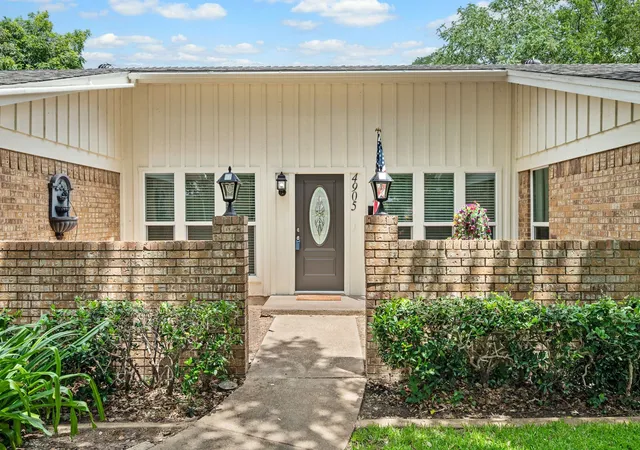 Photo 1 of Single family home for sale at 4905 Granite Shoals Ave, Fort Worth, TX 76103 | MLS# 21289450 | Listing updated on 2026-09-14