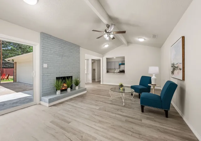 Photo 2 of Single family home for sale at 4905 Granite Shoals Ave, Fort Worth, TX 76103 | MLS# 21289450 | Listing updated on 2026-09-14